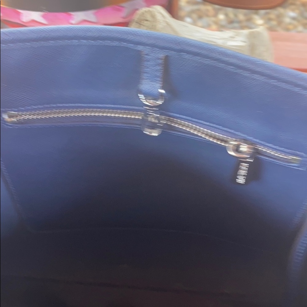 Michael Kors tote - Picture 6 of 6